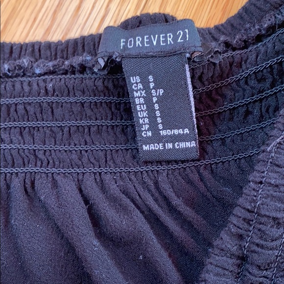 Forever 21 Off the Shoulder Top - Picture 3 of 3